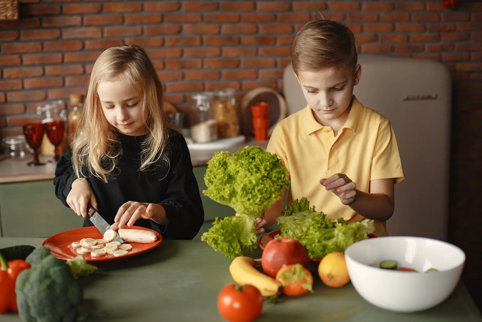 Easy Ways to Make Mealtimes Less Stressful